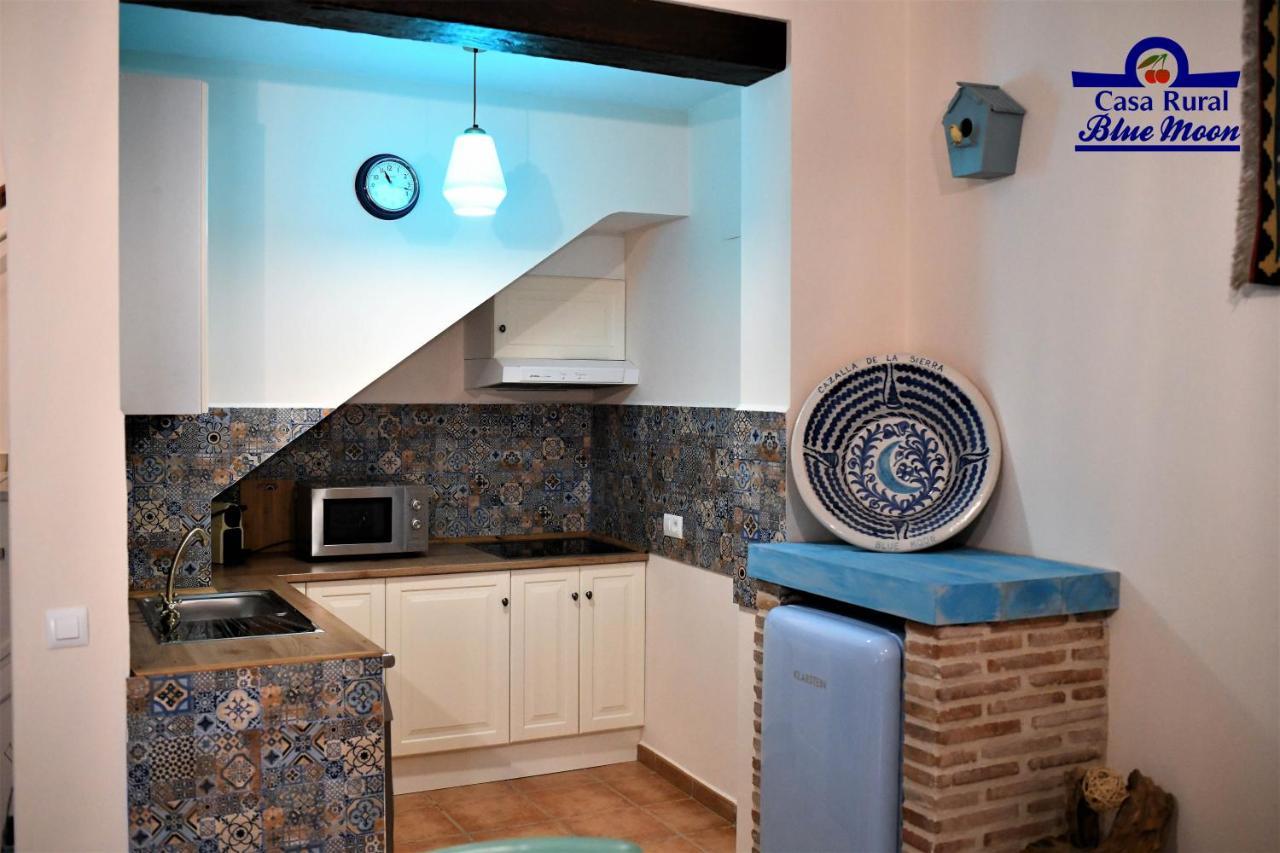 Casa Rural Blue Moon Cazalla de la Sierra Exterior photo